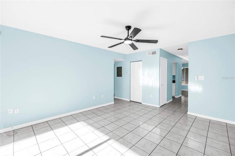 2 bedroom Condominium at 3795 41st Lane #H, Bermuda Bay Beach Condo, St Petersburg — photo 4