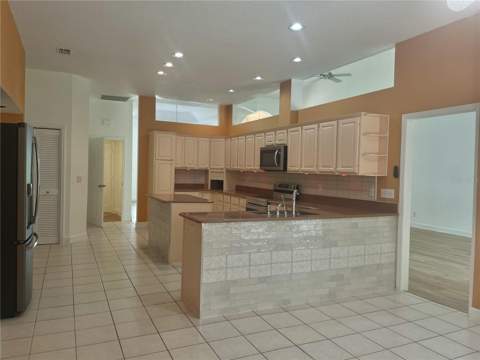 7116 Pebble Beach Lane, Seminole FL - photo 6 of 6