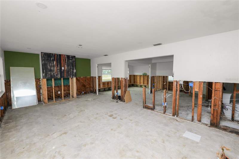 2 bedroom Single Family Residence at 8100 OVERLOOK PLACE, RIO VISTA REP, ST PETERSBURG — photo 4