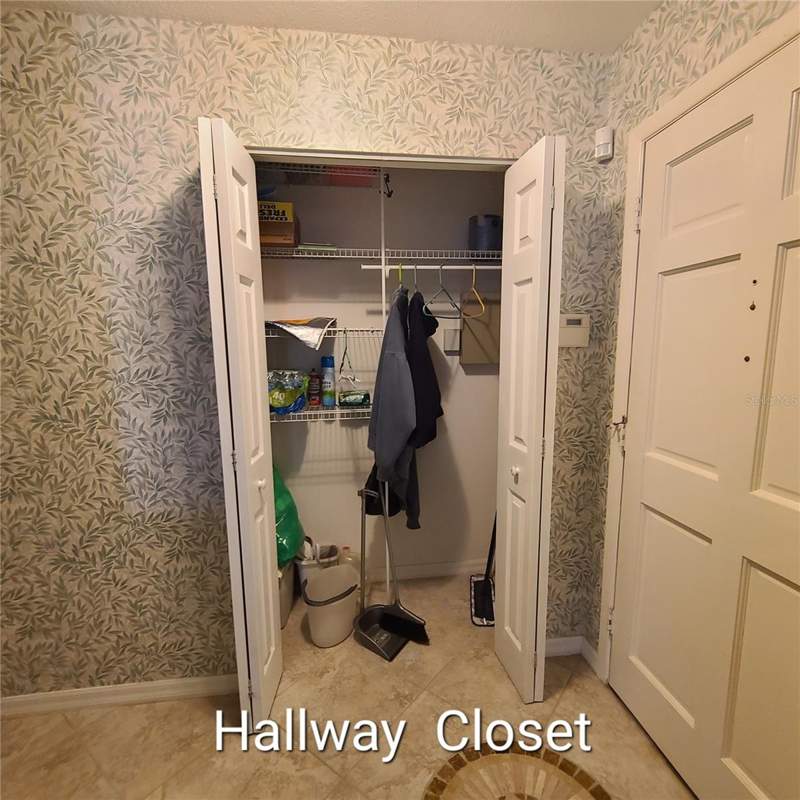 3 bedroom Condominium at 220 Buttonwood Circle #220, Gardens The Condo, Seminole — photo 5