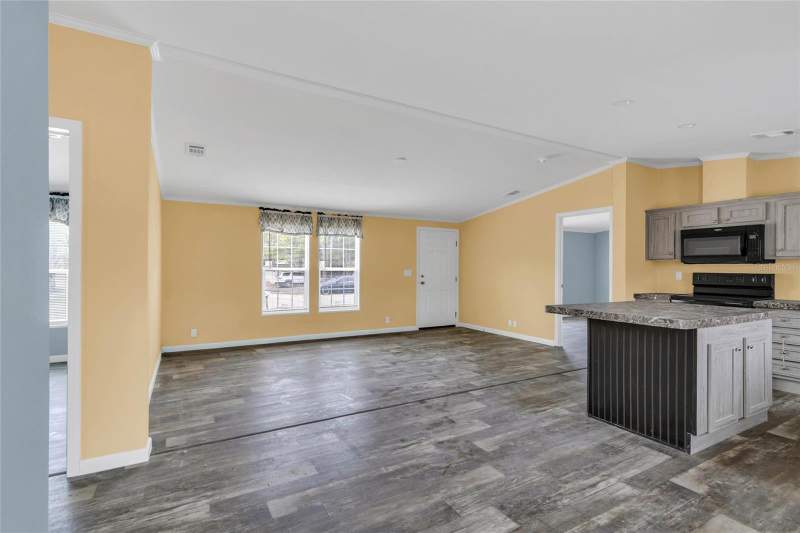 3 bedroom Manufactured Home at 7193 Sealawn Drive, Weeki Wachee Acres, Spring Hill — photo 4