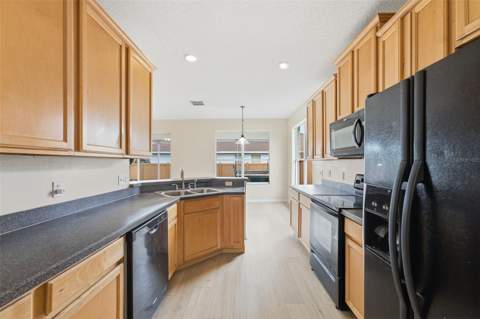 185 Venetian Bay Circle, Sanford FL - photo 14 of 44