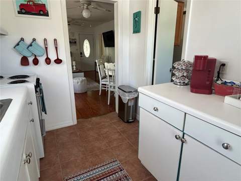 2907 Clinton Street, Gulfport FL - photo 15 of 22