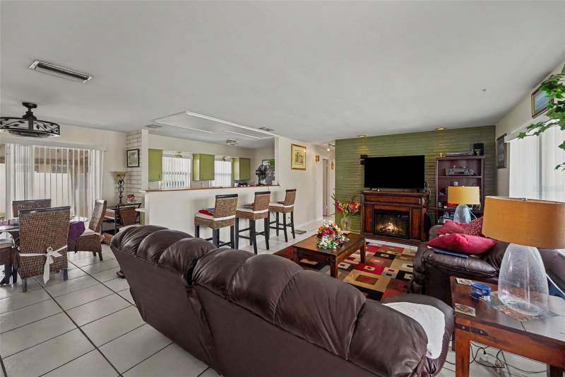 2 bedroom Single Family Residence at 12149 PARK BOULEVARD #7, RIDGEWOOD GROVES UNIT 7, SEMINOLE — photo 3