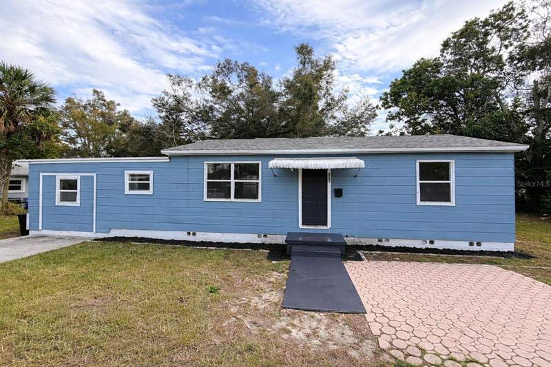 DearminsHomes for Sale in St