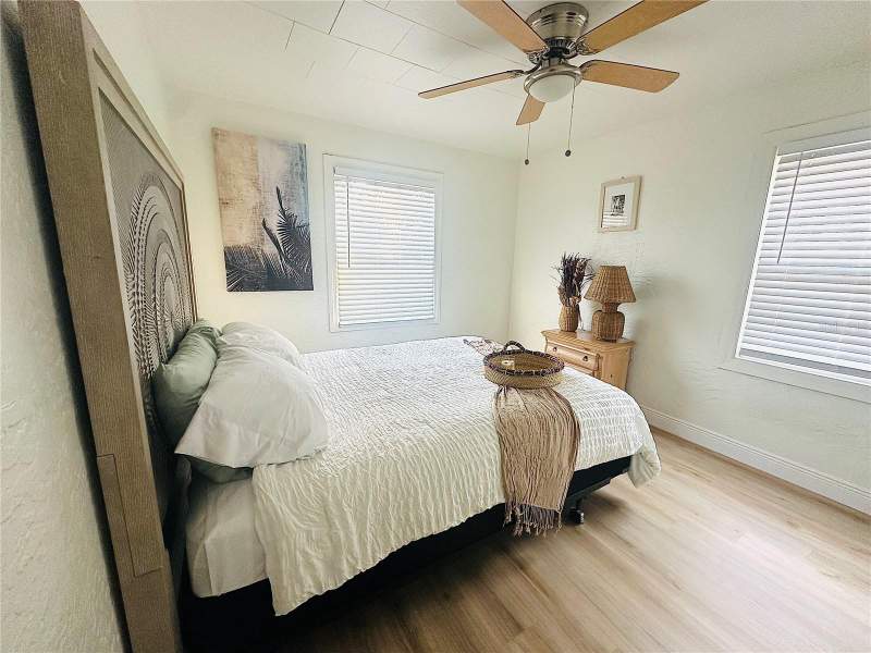 4 bedroom Single Family Residence at 4811 Emerson Avenue, Victory Heights, St Petersburg — photo 3