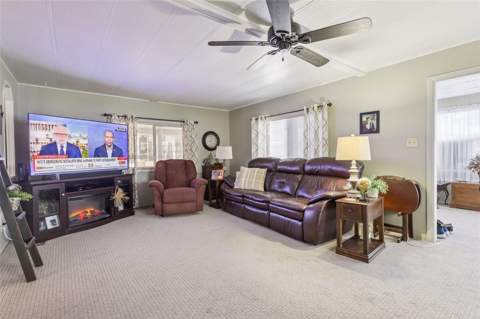 137 Jacaranda Drive, Leesburg FL - photo 9 of 48