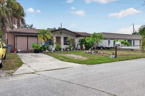 4448 Terry Loop, New Port Richey FL - photo 9 of 54