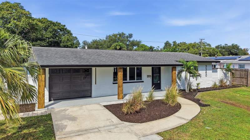 2 bedroom Single Family Residence at 3360 70 Street, Mayfair Manor Blk 1, S 50FT Of Lot 2 & N 25FT Of L, St Petersburg — photo 3
