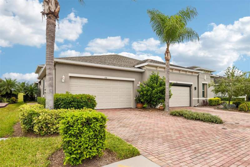 2 bedroom Villa at 718 Chipper Drive, Sun City Center Unit 274 & 2, Sun City Center — photo 2