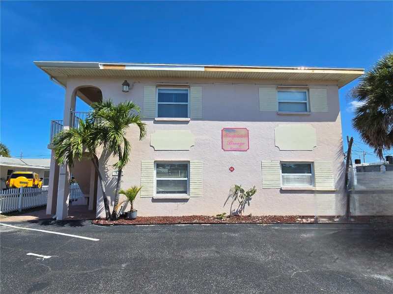 1 bedroom Condominium at 525 73rd Avenue #2, Tropical Breeze Condo, St Pete Beach — photo 1
