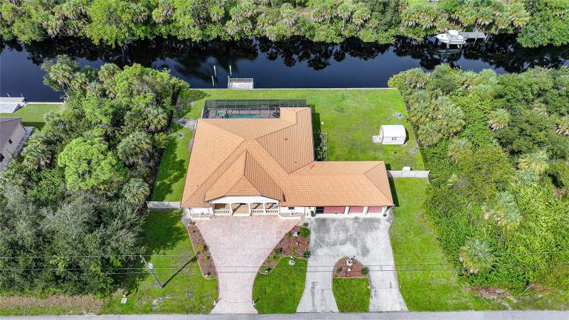 4 bedroom Single Family Residence at 3079 Cabaret Street, Port Charlotte Sec 031, Port Charlotte — photo 4