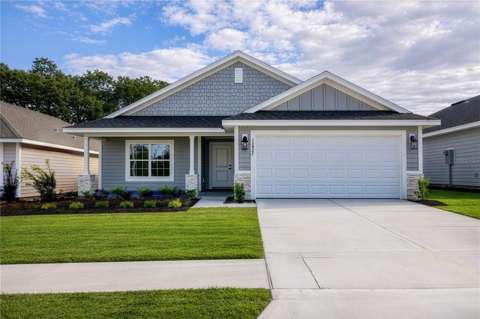 2573 SW 250Th Drive, golf community for sale in Newberry
