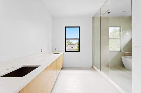 2309 N Riverside Drive, Tampa FL - photo 14 of 17