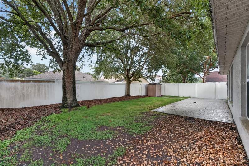 4 bedroom Single Family Residence at 2020 Briarcliff Circle, Harbor Pines Sub, Mount Dora — photo 5