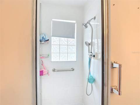 8410 Maybelle Drive, Weeki Wachee FL - photo 24 of 32