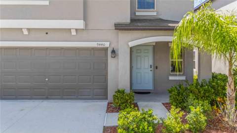 9440 Lemon Drop Loop, Sun City Center FL - photo 6 of 55