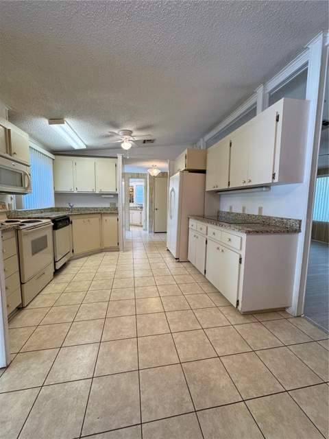 25100 Pine Hill, Leesburg FL - photo 21 of 99