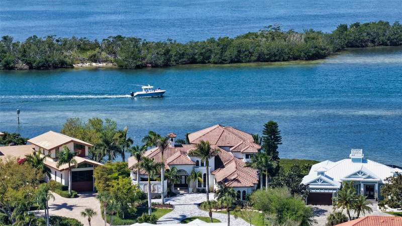 5 bedroom Single Family Residence at 275 Lookout Point Drive, Southbay Yacht & Racquet Club, Osprey — photo 3