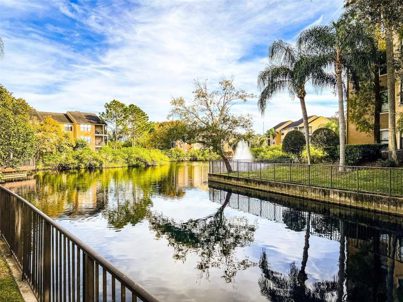 2 bedroom Condominium at 11901 4th Street #8102, Baypointe Preserve Condo, St Petersburg — photo 4