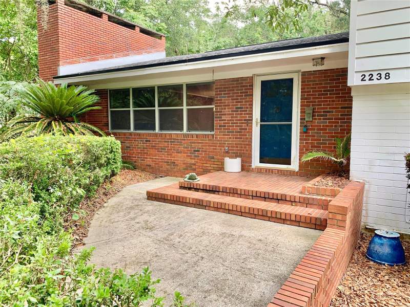 3 bedroom Single Family Residence at 2238 NW 16th Avenue, Henderson Heights, Gainesville — photo 2