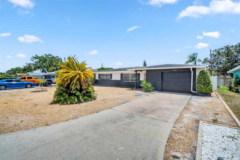 2 bedroom Single Family Residence at 2301 Whitman Street, Gulf To Bay Estates, Clearwater — photo 1