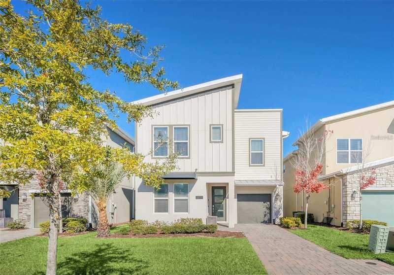 6 bedroom Single Family Residence at 2748 Bookmark Drive, Cove At Storey Lake II, Kissimmee — photo 1