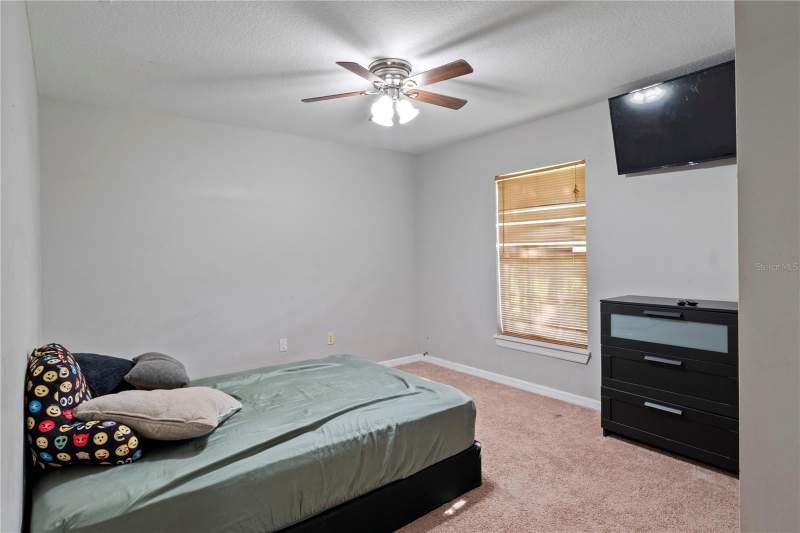 5 bedroom Single Family Residence at 37351 Neighbors Path, Zephyrhills Colony Co, Zephyrhills — photo 5