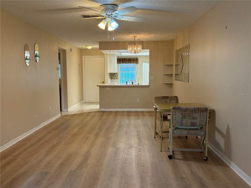 2 bedroom Villa at 2465 Northside Drive #1502, Woodland Villas Condo 1, Clearwater — photo 4