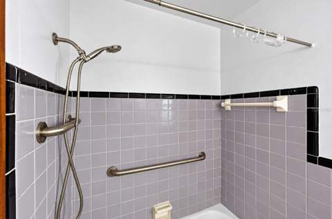 6401 34th Avenue, St Petersburg FL - photo 17 of 22