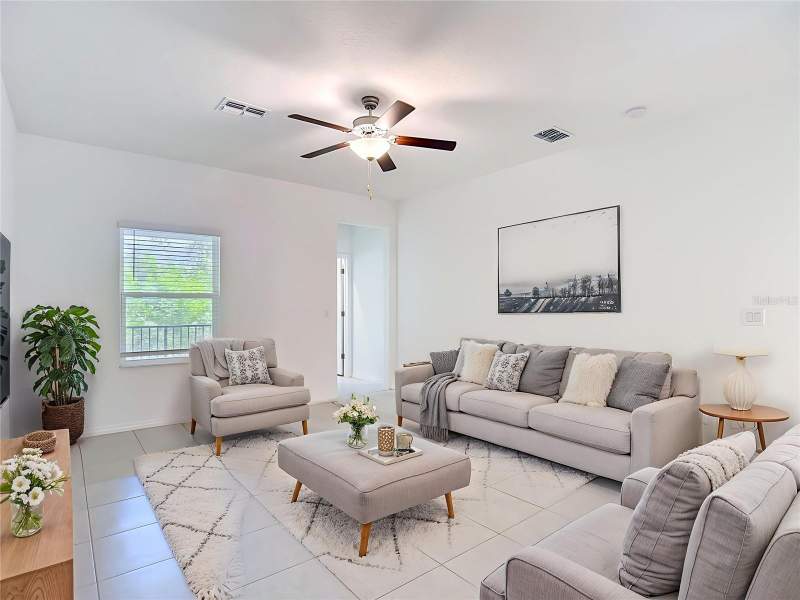 2 bedroom Townhouse at 840 Tennyson Mill Circle, Palm River Twnhms Ph 2, Tampa — photo 3