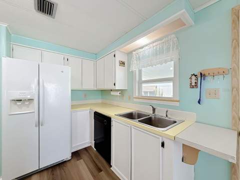 2361 W Coach N Four Drive, Leesburg FL - photo 7 of 25