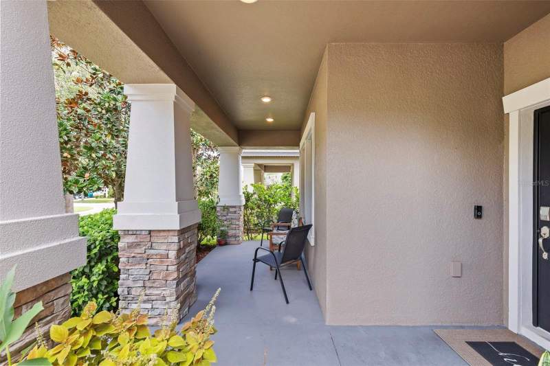 5 bedroom Single Family Residence at 14242 Blue Dasher Drive, Enclave At Boyette, Riverview — photo 4