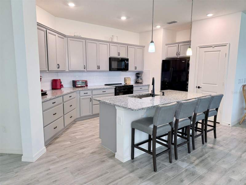 4 bedroom Single Family Residence at 10155 Guthrie Drive, Lake Minneola Landing Sub, Clermont — photo 4