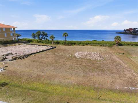 26 Harborpointe Dr, Port Richey FL - photo 10 of 36