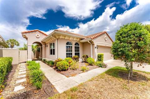 246 Mestre Place, home for sale in North Venice 34275