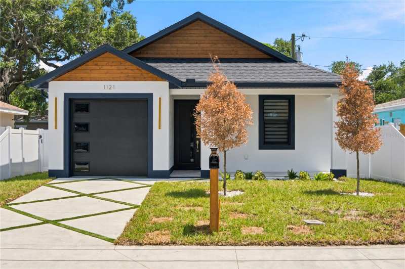 3 bedroom Single Family Residence at 1121 Engman Street, Greenwood Park No. 2, Clearwater — photo 1