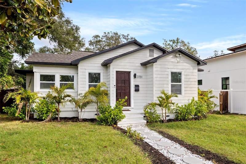 3 bedroom Single Family Residence at 3731 6th Avenue, McLeods Add, St Petersburg — photo 2