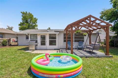 7215 Mayfield Drive, Port Richey FL - photo 13 of 54