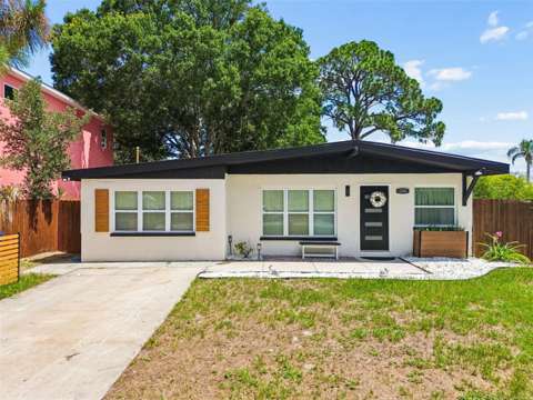 314 Indiana Avenue, home for sale in Crystal Beach 34681