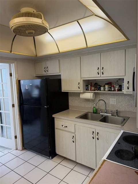 8100 Dr Martin Luther King Jr Street #208, St Petersburg FL - photo 12 of 23