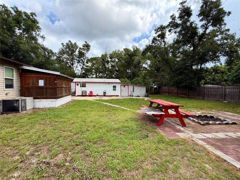 3 bedroom Manufactured Home at 11330 Sage Avenue, Griffin Park, New Port Richey — photo 3
