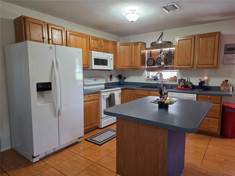 3 bedroom Single Family Residence at 9272 51st Street, Skyview Terrace 4th Add, Pinellas Park — photo 5