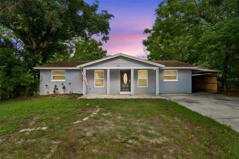 3 bedroom Single Family Residence at 1124 Jadewood Avenue, Woodvalley Unit 4, Clearwater — photo 1