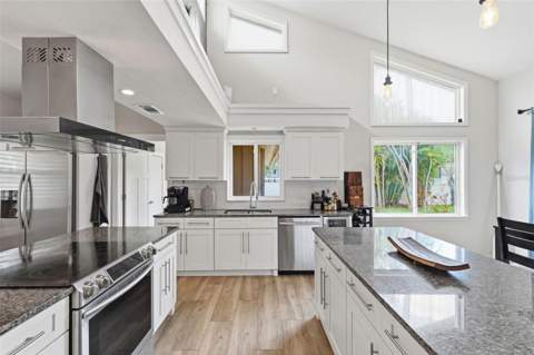 13917 76th Terrace, Seminole FL - photo 6 of 60