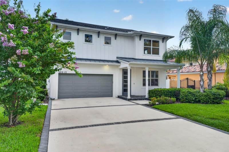 5 bedroom Single Family Residence at 5818 1/2 S 6th Street, Southside, Tampa — photo 2