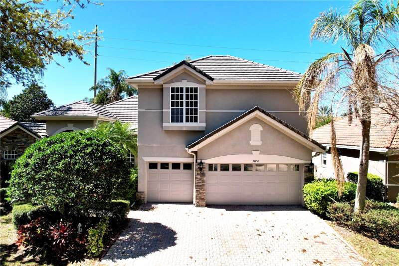 8854 OAK LANDINGS COURT home for sale in Heritage Bay Drive Phillips Flr
