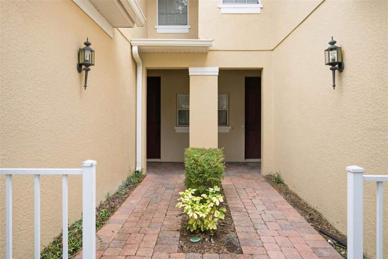 3 bedroom Townhouse at 5957 Strada Capri Way, Villa Capri/Metrowest, Orlando — photo 2