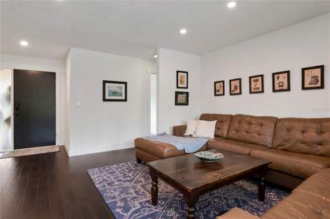 4400 Columbus Way, St Petersburg FL - photo 8 of 48