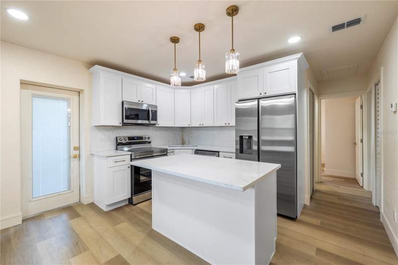 3 bedroom Single Family Residence at 5538 6th Avenue, Oak Ridge 3, St Petersburg — photo 5
